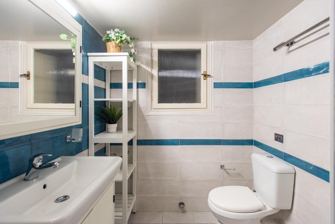 Blue Ark Gate To History Apartment เอเธนส์ ภายนอก รูปภาพ